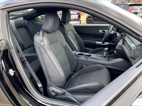 Used 2024 Ford Mustang EcoBoost image 8