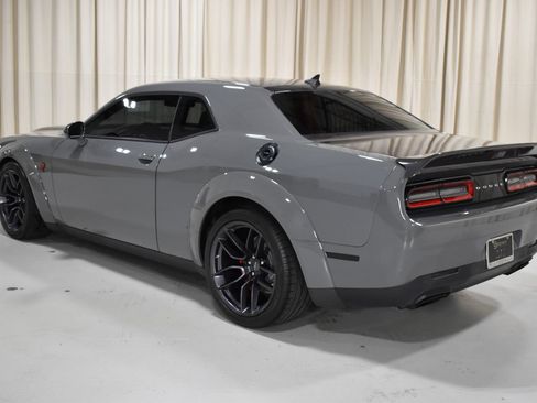 Used 2019 Dodge Challenger SRT Hellcat Redeye RWD image 7