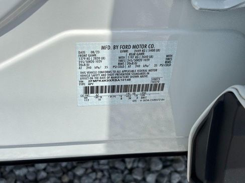 Used 2024 Ford Edge Titanium w/ Equipment Group 301A AWD/4WD image 23