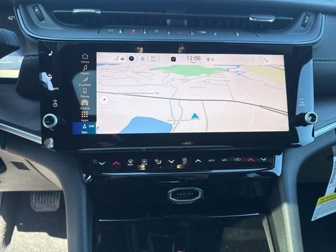 New 2026 Jeep Grand Cherokee Altitude AWD/4WD image 12