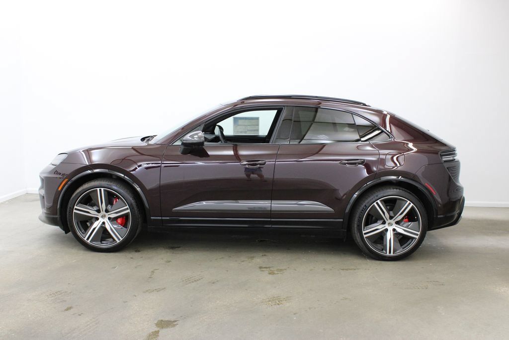 Used 2024 Porsche Macan Turbo Electric AWD/4WD image 2