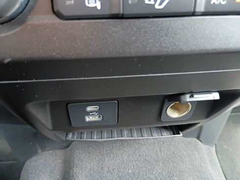 Used 2021 Ford F250 XLT AWD/4WD image 15