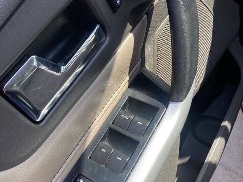 Used 2011 Ford Edge SE w/ 101A Rapid Spec Order Code image 19