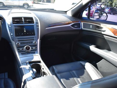 Used 2017 Lincoln MKZ Select w/ Climate Package FWD image 15