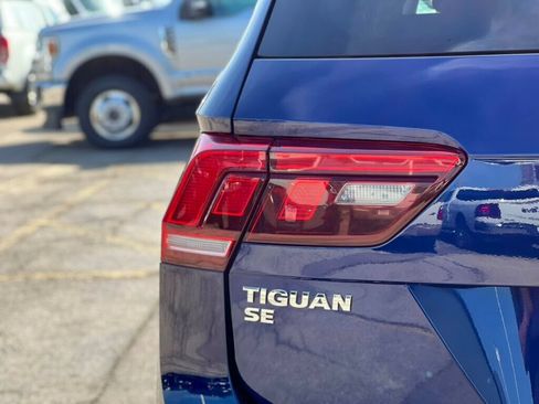 Used 2021 Volkswagen Tiguan SEL AWD/4WD image 10