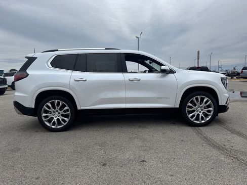 Used 2025 GMC Acadia Denali w/ Super Cruise Package AWD/4WD image 8