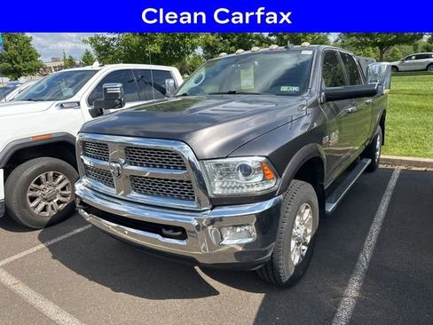 Used 2014 RAM 2500 Laramie w/ Convenience Group AWD/4WD image 3