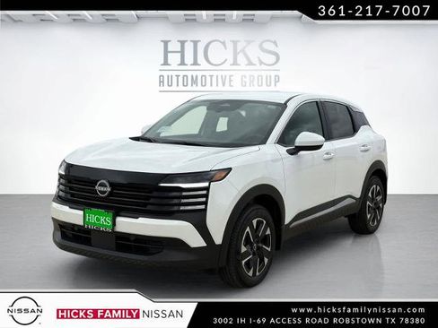 Certified 2025 Nissan Kicks SV AWD/4WD image 1