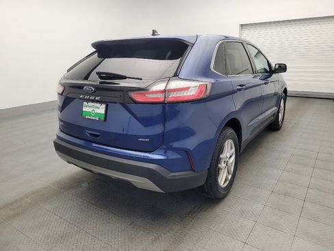 Used 2023 Ford Edge SEL image 9