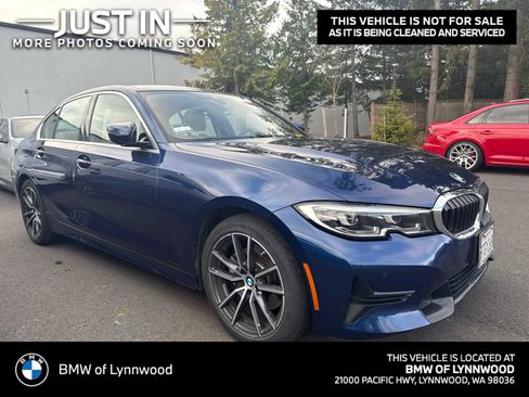 Used 2020 BMW 330i Sedan w/ Convenience Package image 1