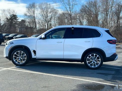 Certified 2026 BMW X5 xDrive40i w/ Parking Assistance Package image 3