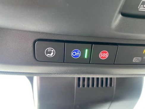 Used 2023 GMC Yukon AT4 image 17