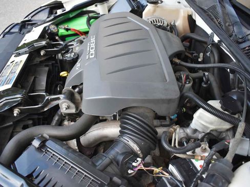 Used 2005 Buick LaCrosse CXL FWD image 30