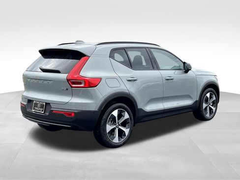 New 2026 Volvo XC40 B5 Plus w/ Protection Package Premier AWD/4WD image 6