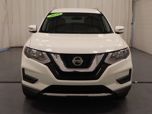Used 2019 Nissan Rogue S FWD image 4
