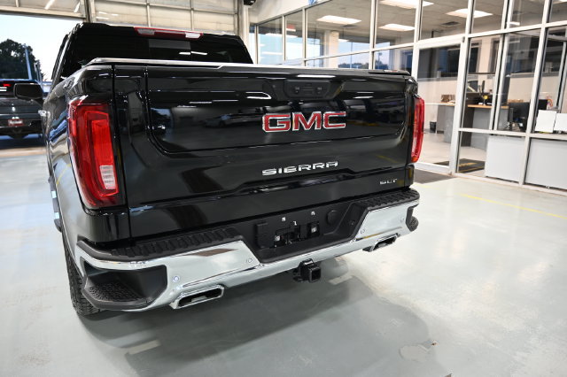 Used 2025 GMC Sierra 1500 SLT w/ SLT Premium Plus Package AWD/4WD image 6