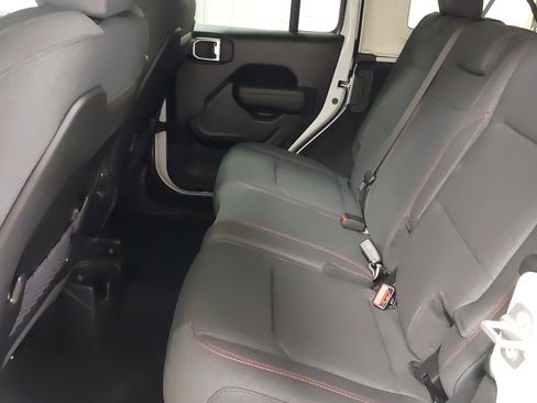 New 2026 Jeep Wrangler Unlimited Rubicon AWD/4WD image 37