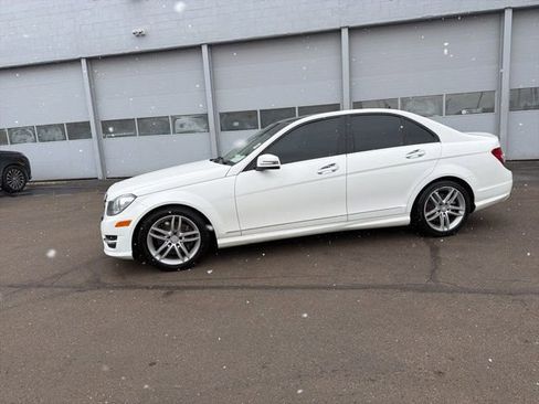 Used 2014 Mercedes-Benz C 300 4MATIC Sedan image 18