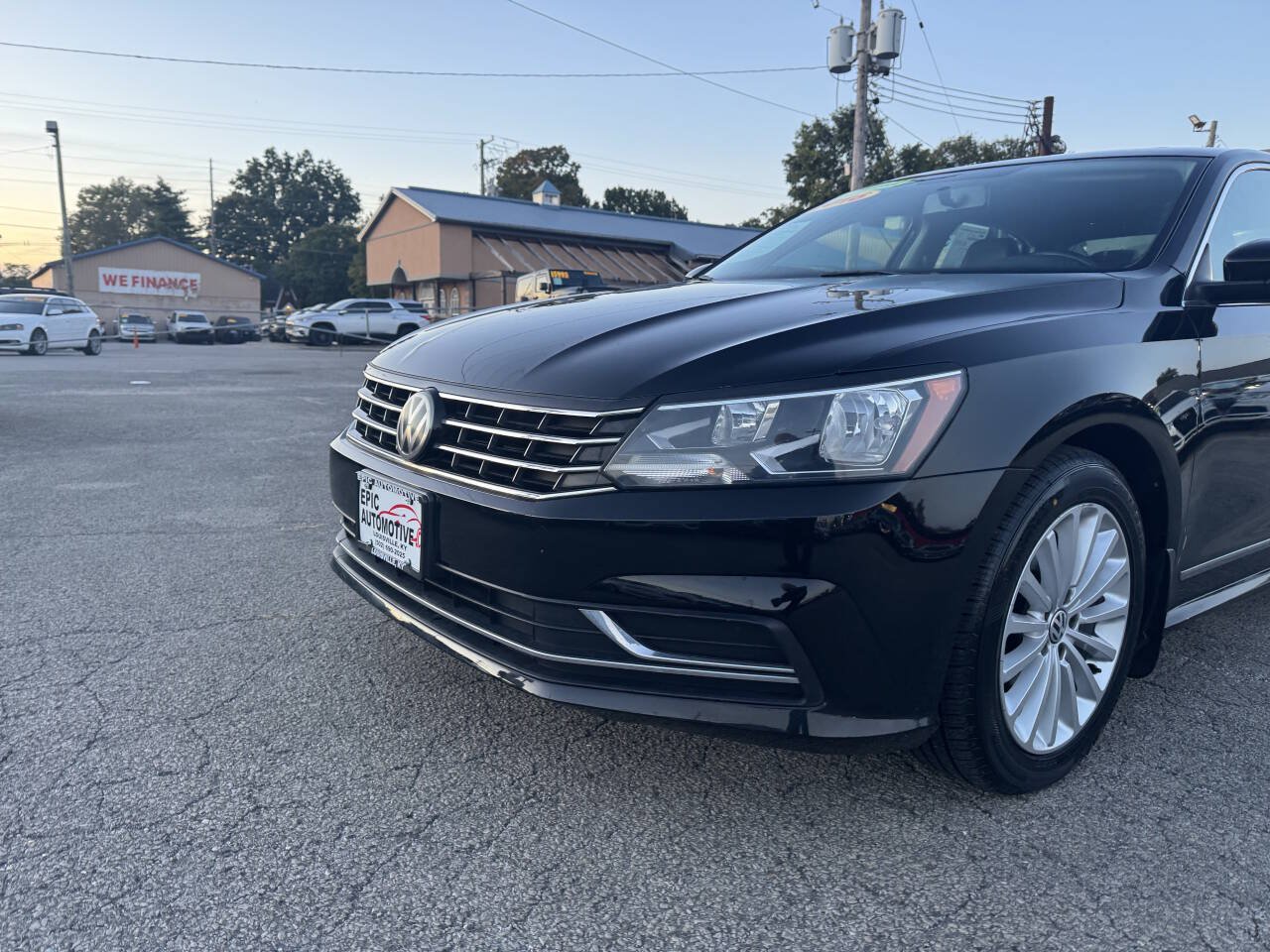 Used 2016 Volkswagen Passat 1.8T SE FWD image 12