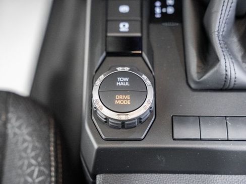 New 2026 Toyota 4Runner SR5 image 25