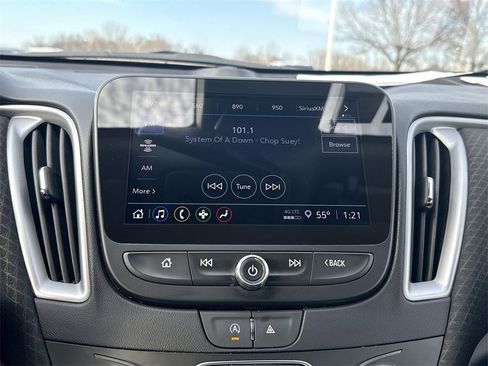 Used 2023 Chevrolet Malibu LT image 12