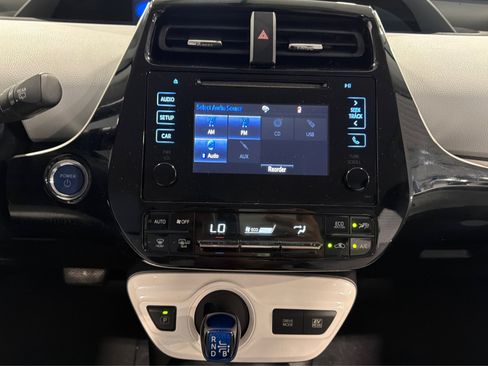 Used 2016 Toyota Prius Two FWD image 28