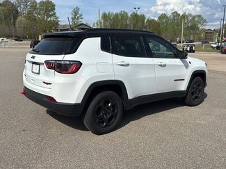 Used 2023 Jeep Compass Trailhawk w/ Trailhawk Convenience Group video 3