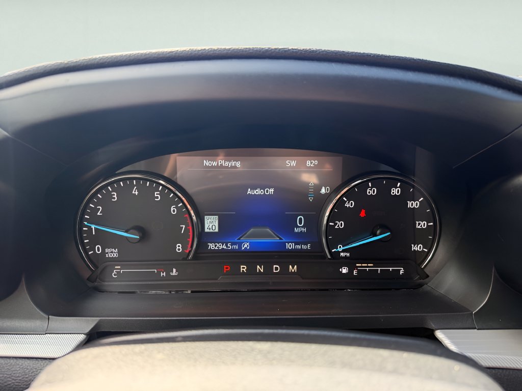 Used 2020 Ford Explorer XLT w/ Equipment Group 202A AWD/4WD image 22