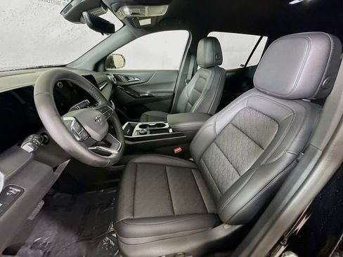 New 2026 Chevrolet Equinox LT w/ Convenience Package II FWD image 22