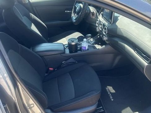 Used 2020 Nissan Sentra SV FWD image 23