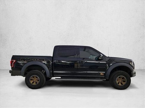 Used 2018 Ford F150 Raptor w/ Equipment Group 802A Luxury image 4