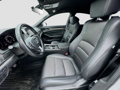 Used 2019 Honda Accord Sport image 13