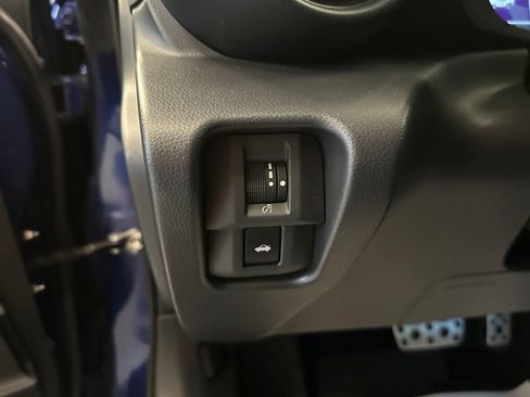 Used 2023 Toyota GR86 Premium w/ ALL Weather Mat Package (TMS) RWD image 18
