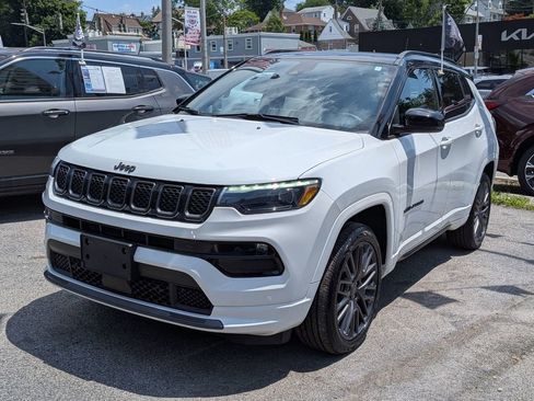 Used 2023 Jeep Compass High Altitude AWD/4WD image 1