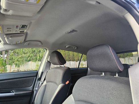 Used 2017 Subaru Crosstrek 2.0i Premium image 23