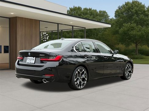 New 2026 BMW 330i Sedan w/ Premium Package image 7