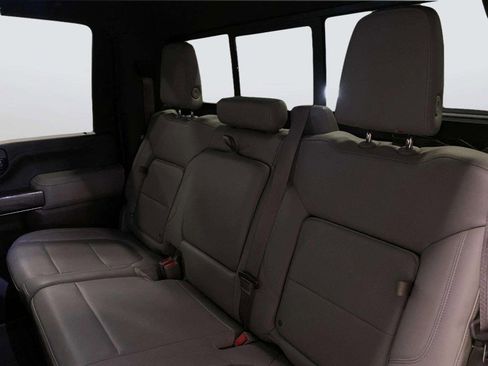 Used 2020 Chevrolet Silverado 2500 LTZ w/ LTZ Convenience Package AWD/4WD image 34