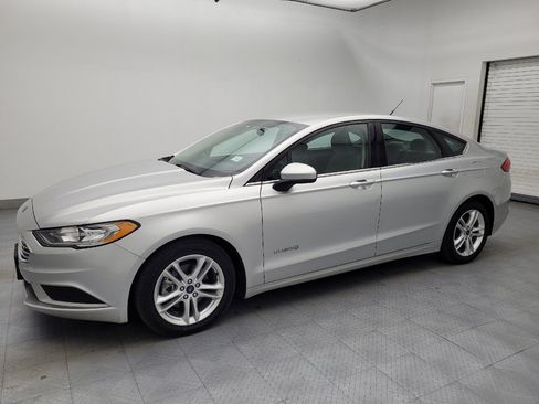 Used 2018 Ford Fusion S image 2