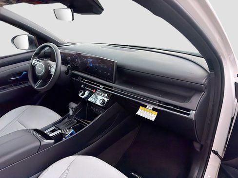 New 2026 Hyundai Santa Cruz SEL FWD image 13