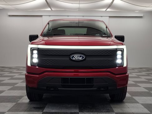 New 2025 Ford F150 Lightning XLT image 5