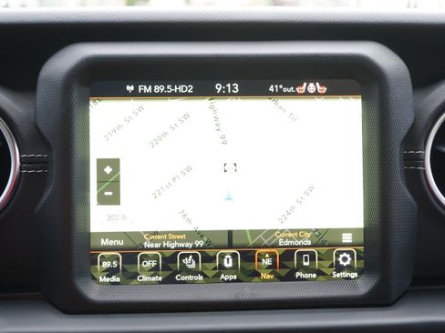 Used 2023 Jeep Wrangler Sahara w/ Cold Weather Group image 27