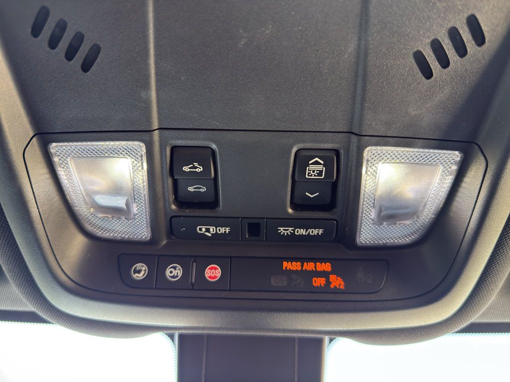 Used 2023 Chevrolet Equinox RS w/ RS Leather Package AWD/4WD image 35