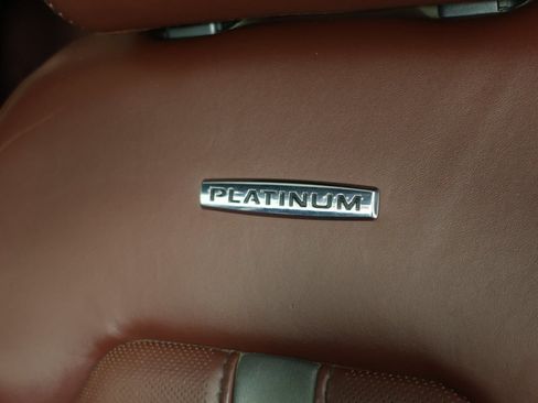 Used 2020 Ford F350 Platinum w/ FX4 Off-Road Package image 33