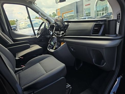 Used 2026 Ford Transit 350 XLT RWD image 3