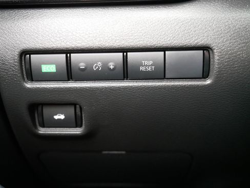 Certified 2023 Nissan Sentra SV w/ All-Weather Package image 26