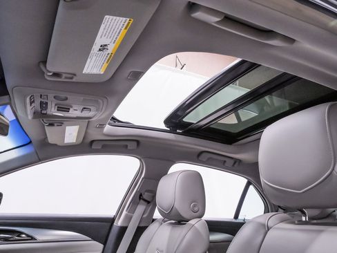 Used 2019 Cadillac CTS Luxury image 9