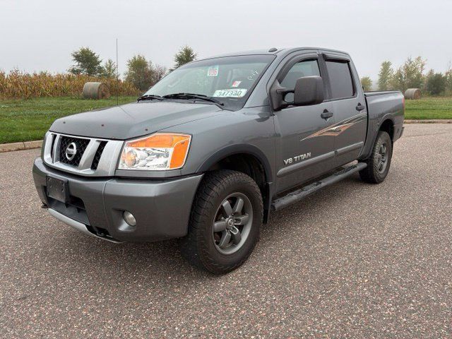 Used 2015 Nissan Titan PRO-4X AWD/4WD image 4