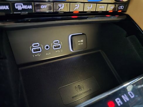 Used 2021 Jeep Grand Cherokee L Summit image 23