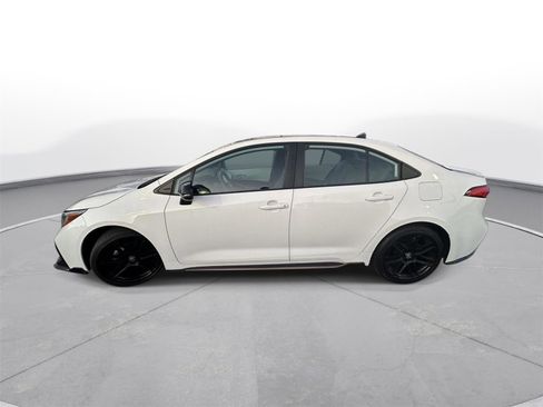 Certified 2022 Toyota Corolla SE w/ Carpet Mat Package (TMS) image 7