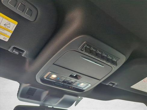Used 2025 Ford F350 Platinum AWD/4WD image 14